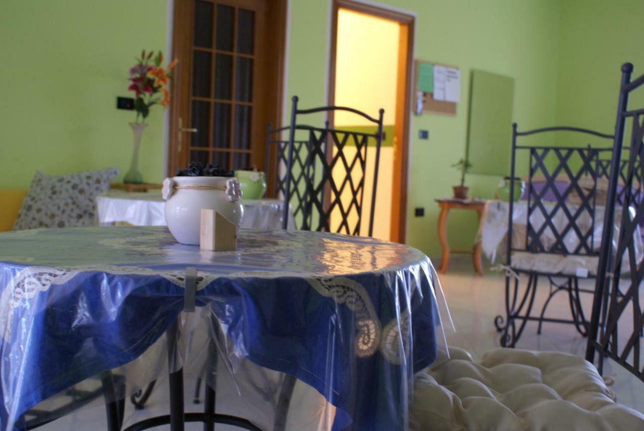 Castorano People Bed & Breakfast エクステリア 写真